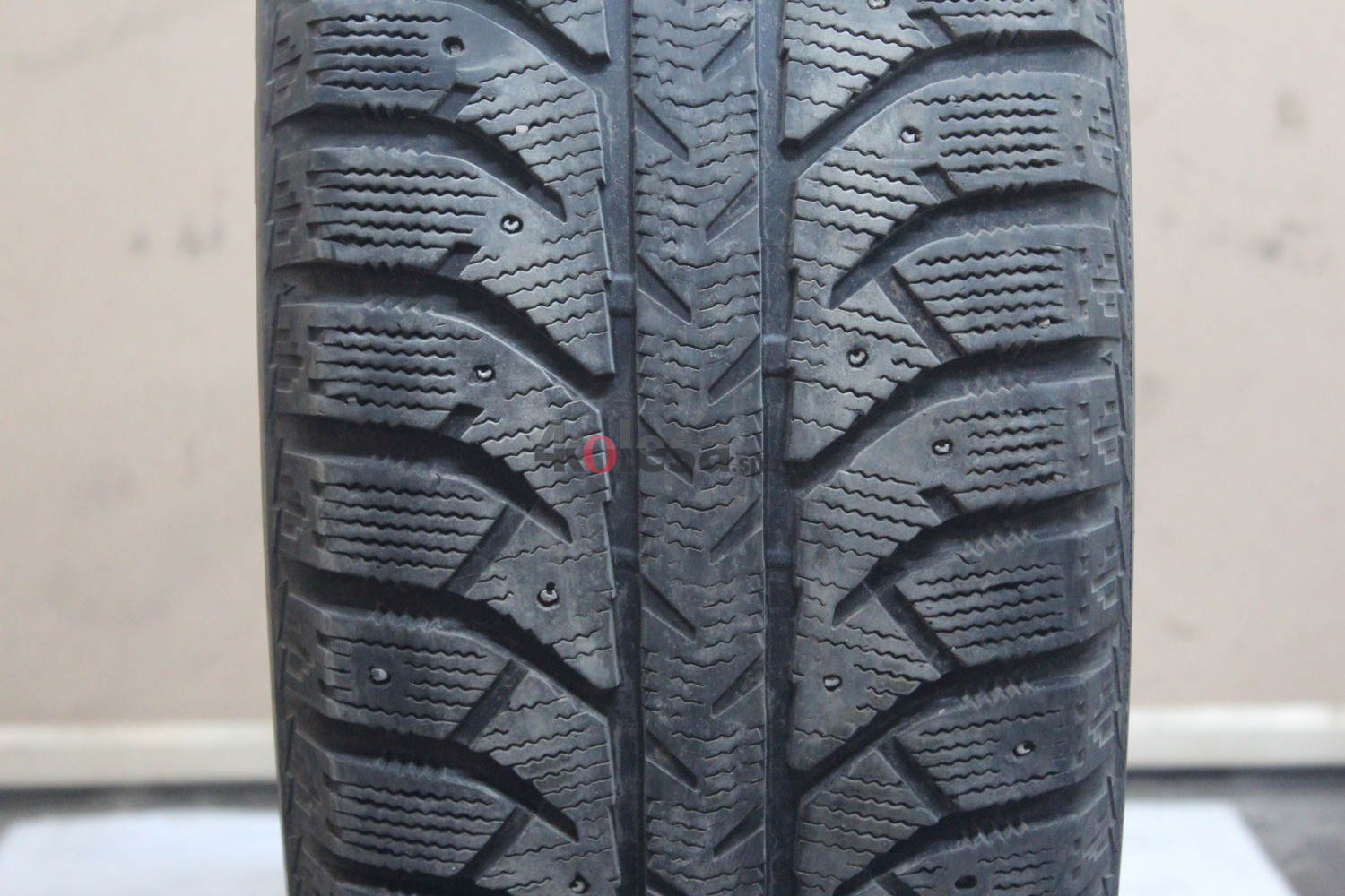 265 65 17 шипованные. Bridgestone Ice Cruiser 7000 265/65 r17. 265/65 R17 зима. Шины Бриджстоун 265 65 17 зима шипованные. Резина 265/65/17 зима.