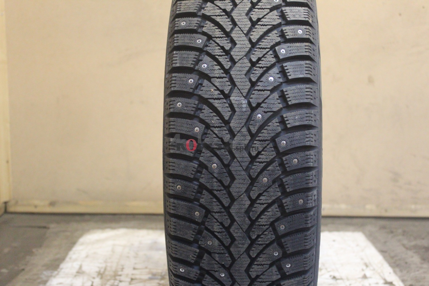 R16 шип. Pirelli Formula Ice r16 215/70 100t шип. 215/55/17 Formula Ice. 215/70/16 Pirelli Formula Ice t100 шипы. Formula Ice шип.