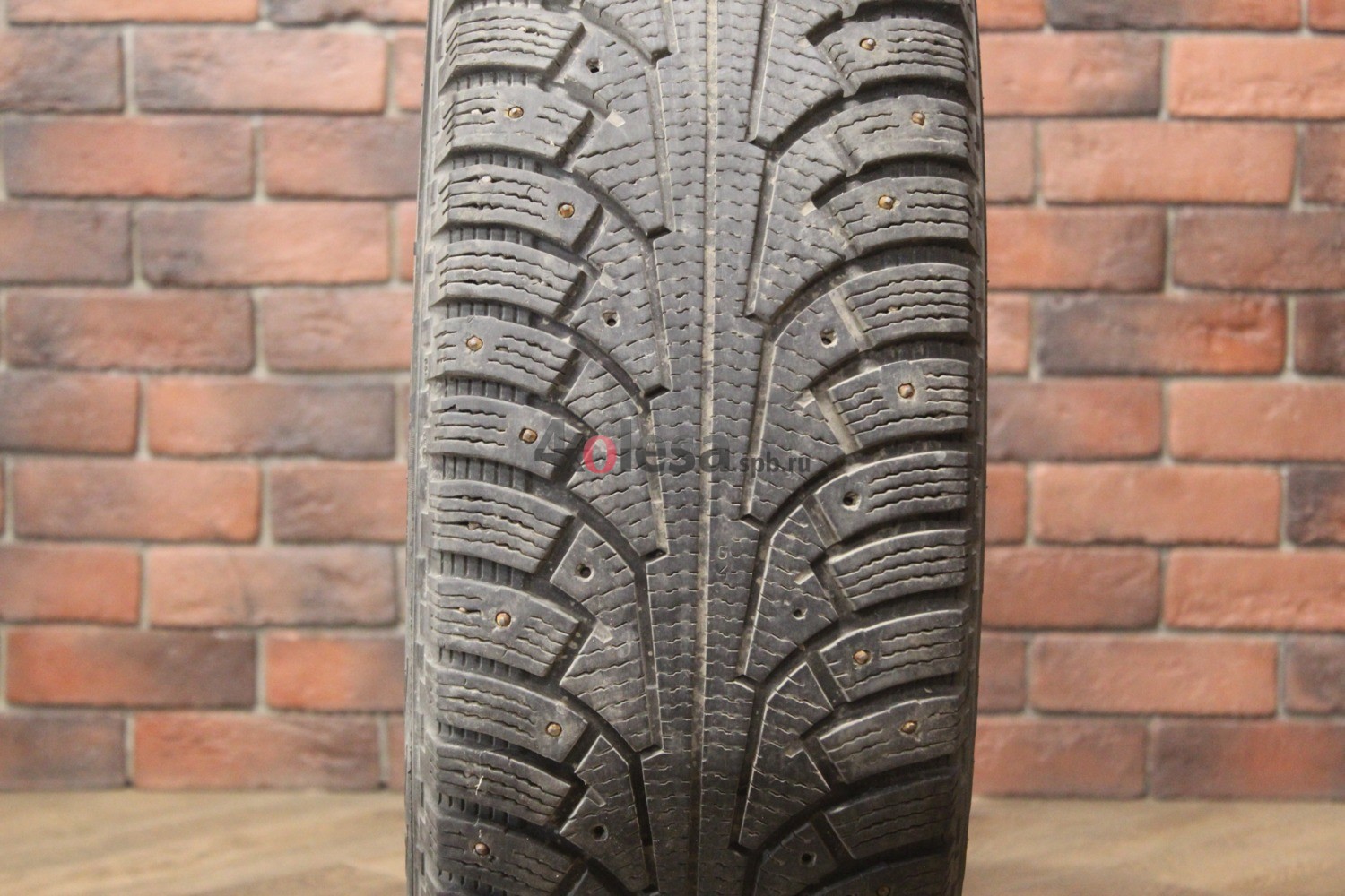 Зимние шипованные шины R17 245/70 Nokian Tyres Hakkapeliitta 5 бу (6-7 мм.) остаток шипов 70-100%