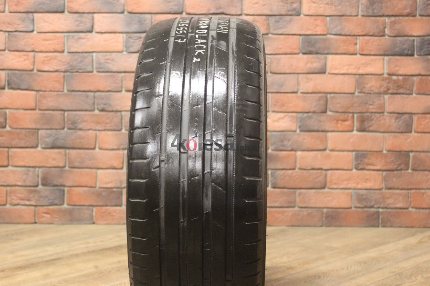Летние  шины R17 225/55 Nokian Tyres Hakka Black 2 бу (3-4 мм.) купить в Санкт-Петербурге