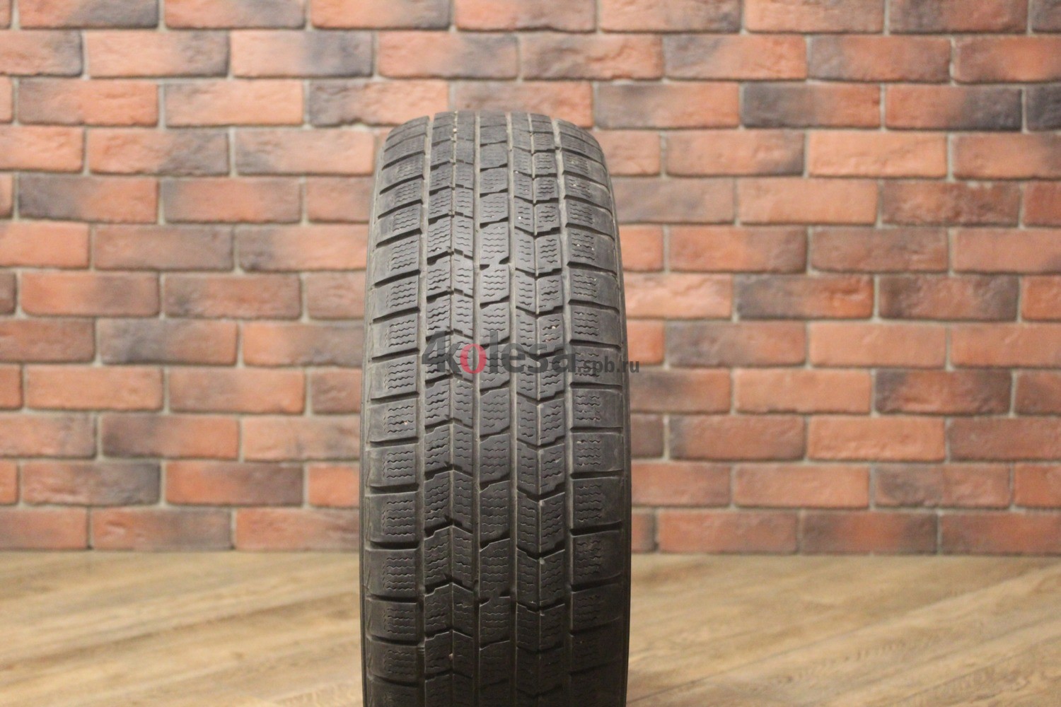 Зимние нешипованные шины R15 195/60 Dunlop Graspic DS3 бу Лип. (4-5 мм.)