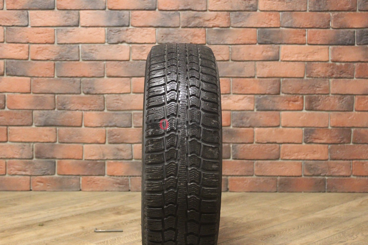Зимние нешипованные шины R15 175/65 Pirelli Ice Control Winter бу Лип. (6-7 мм.)
