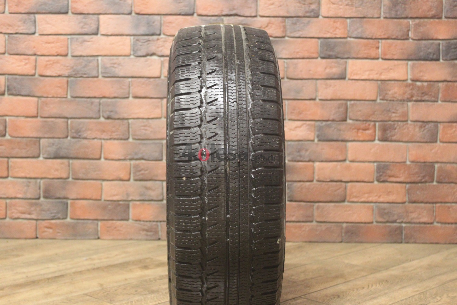 Зимние нешипованные шины R16C 215/65 Nokian Tyres Hakkapeliitta CR Van бу Лип. (6-7 мм.)
