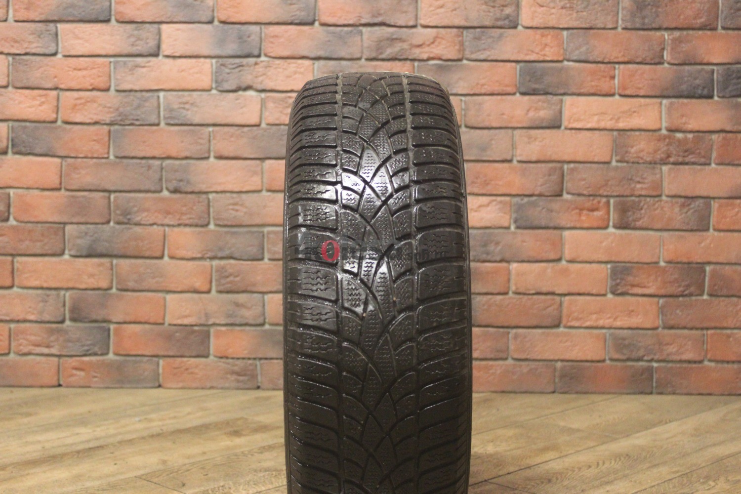 Зимние нешипованные шины R16C 195/60 Dunlop SP Winter Sport 3D бу Лип. (4-5 мм.)