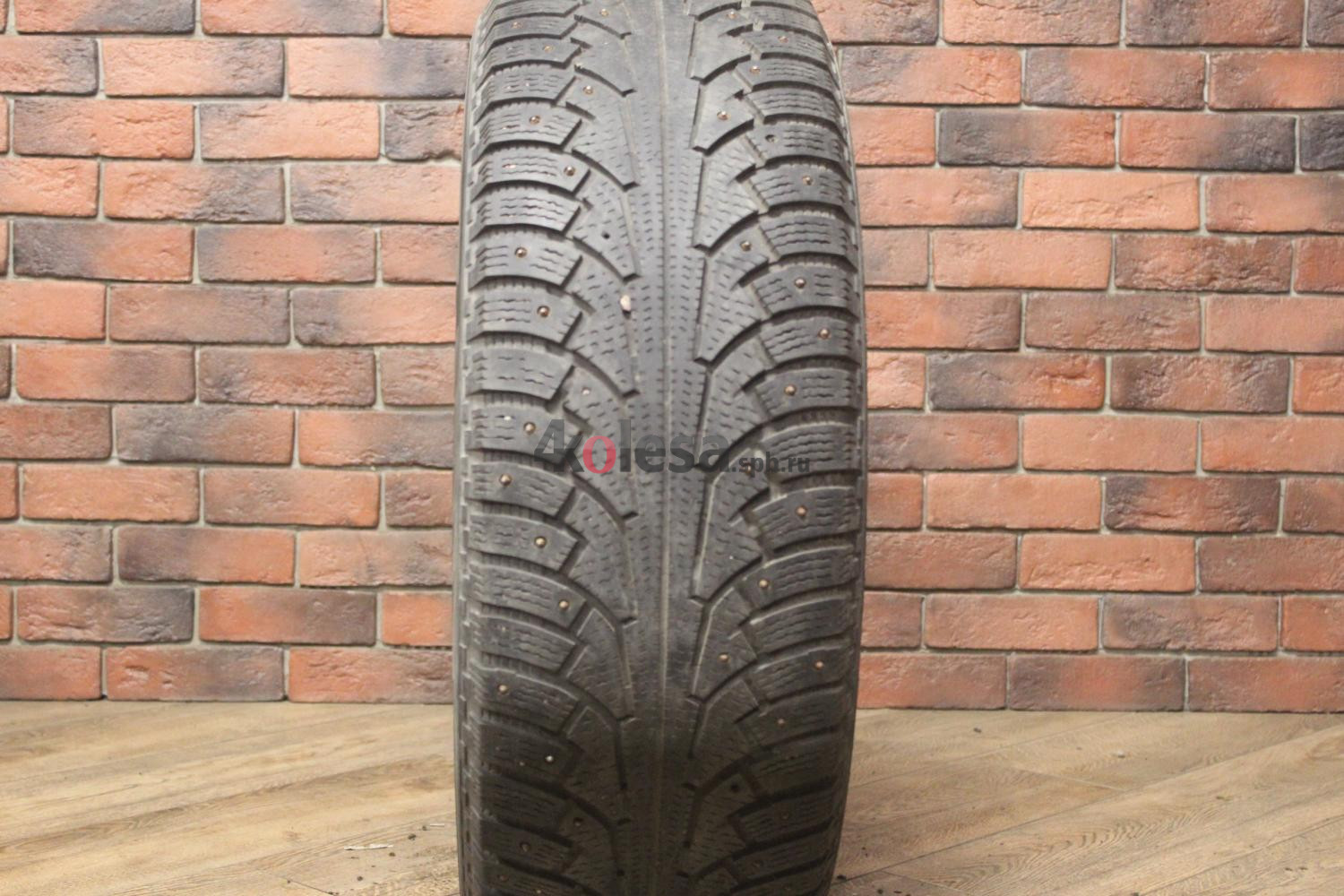 Зимние шипованные шины R17 255/65 Nokian Tyres Hakkapeliitta 5 бу (4-5 мм.) остаток шипов 70-100%