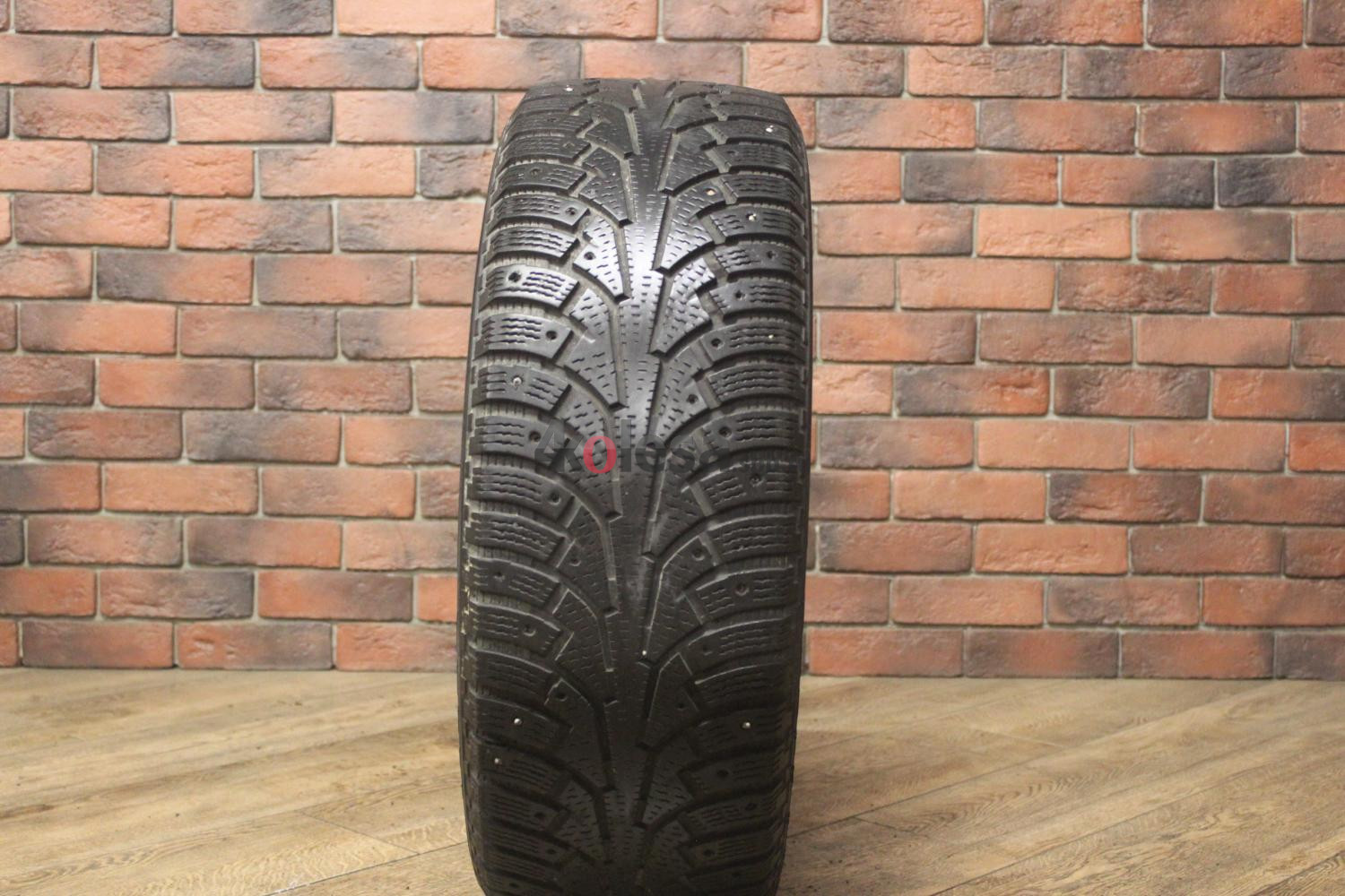 Зимние шипованные шины R17 235/60 Nokian Tyres Hakkapeliitta 5 бу (4-5 мм.) остаток шипов 0-25%
