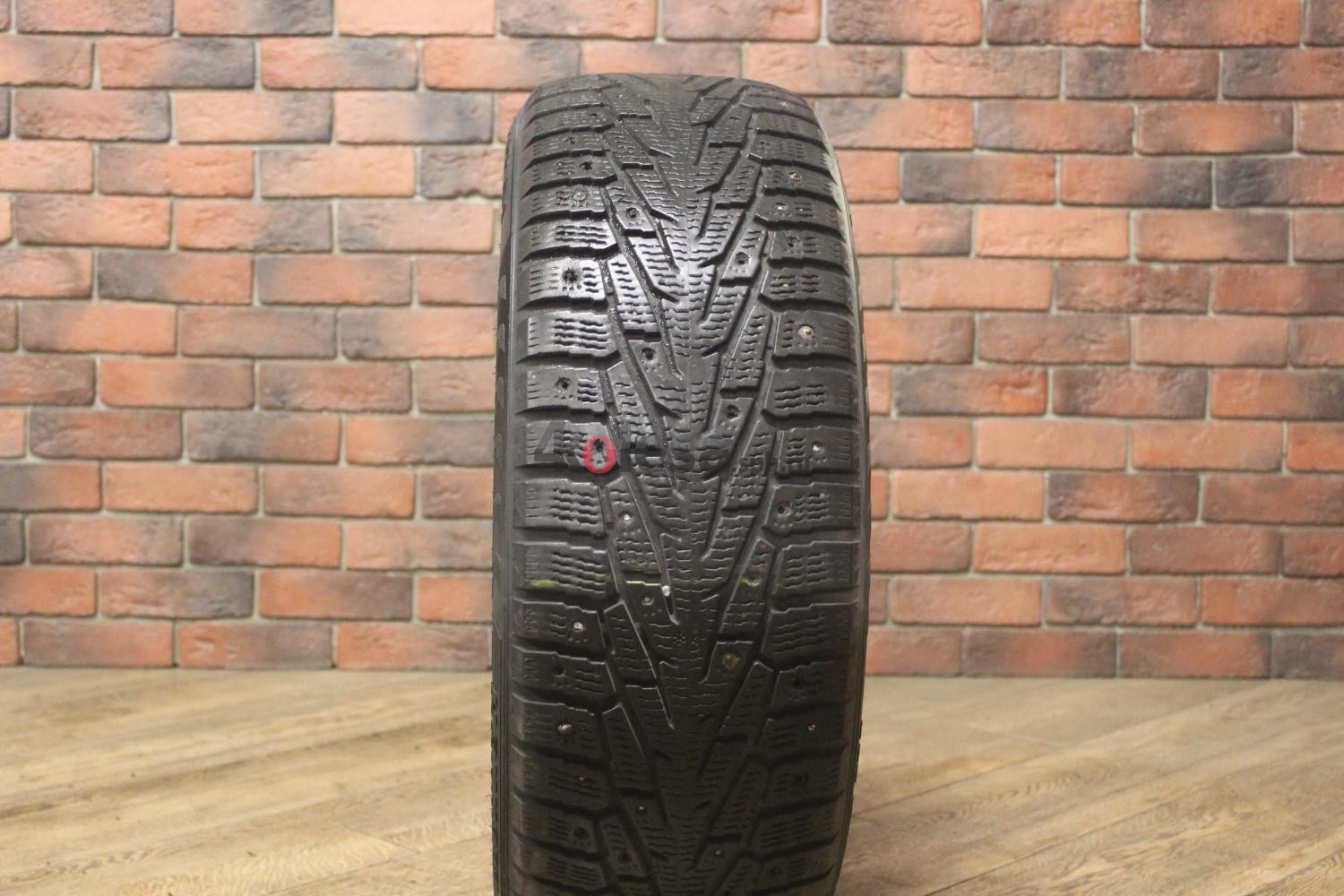 Зимние шипованные шины R17 225/60 Nokian Tyres Hakkapeliitta 7 бу (6-7 мм.) остаток шипов 0-25%