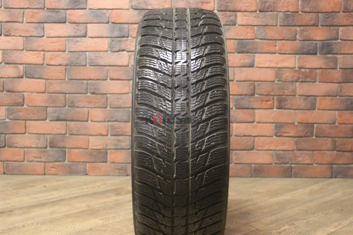 Зимние нешипованные шины R17 235/65 Nokian Tyres WR3 бу Лип. (6-7 мм.)