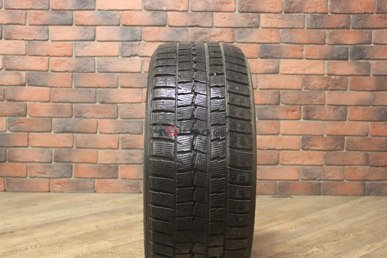 Зимние нешипованные шины R17 235/45 Dunlop Winter Maxx WM02 бу Лип. (6-7 мм.)