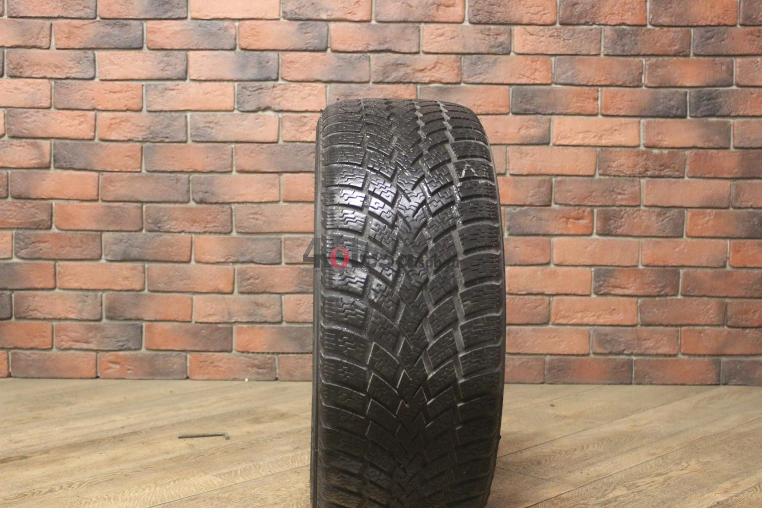 Зимние нешипованные шины R17 225/45 Nokian Tyres W бу Лип. (6-7 мм.)