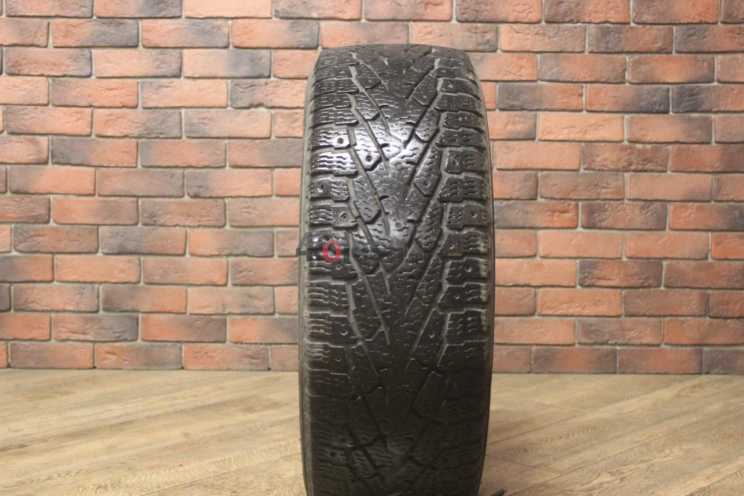 Зимние шипованные шины R16C 235/65 Nokian Tyres Hakkapeliitta C3 бу (4-5 мм.) остаток шипов 0-25%