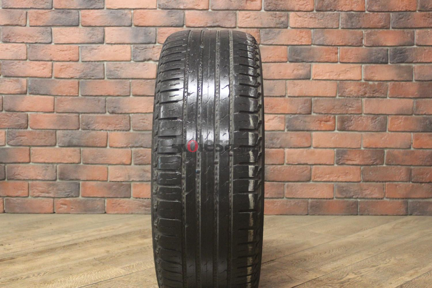 Летние  шины R18 215/55 Nokian Tyres Hakka Blue бу (3-4 мм.) купить в Санкт-Петербурге