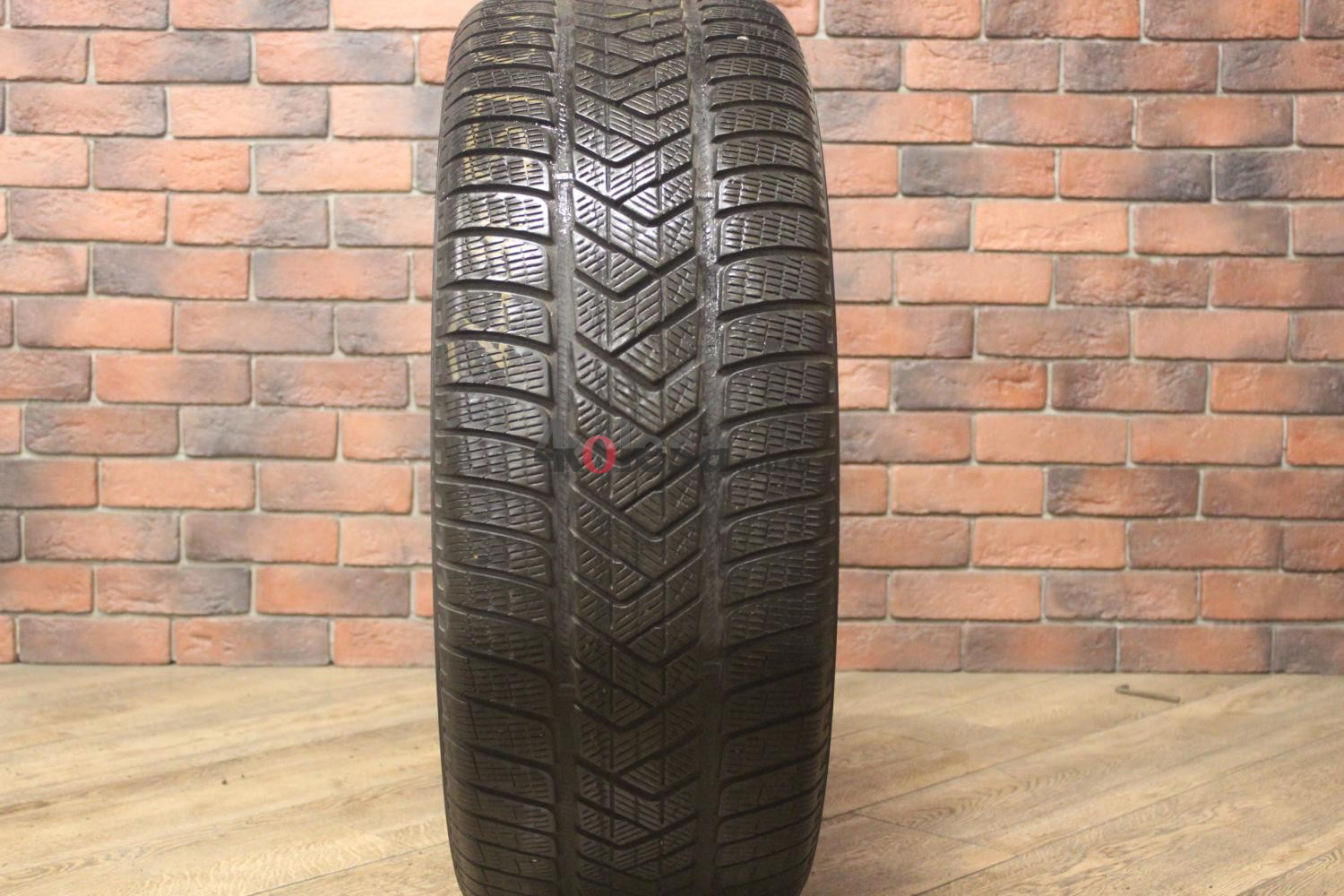 Зимние нешипованные шины R18 265/60 Pirelli Scorpion Winter бу Лип. (6-7 мм.)