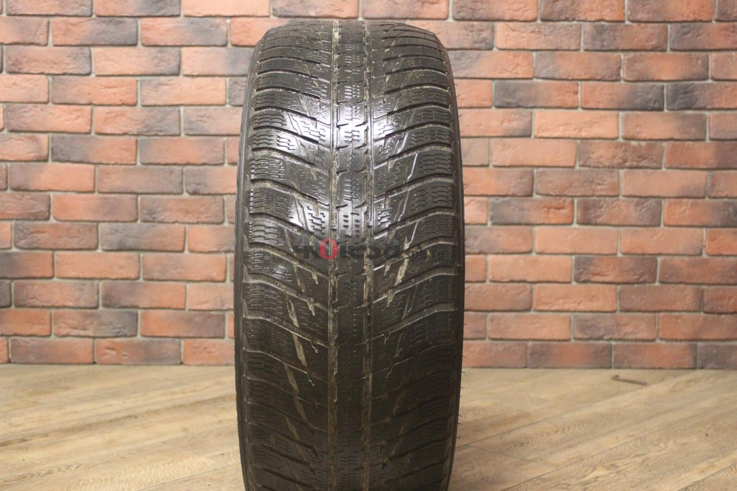 Зимние нешипованные шины R18 255/55 Nokian Tyres WR3 бу Лип. (4-5 мм.)