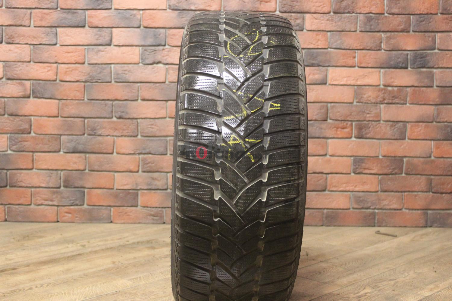 Зимние нешипованные шины R18 255/55 Dunlop Grandtrek WT M3 RFT бу Лип. (4-5 мм.)