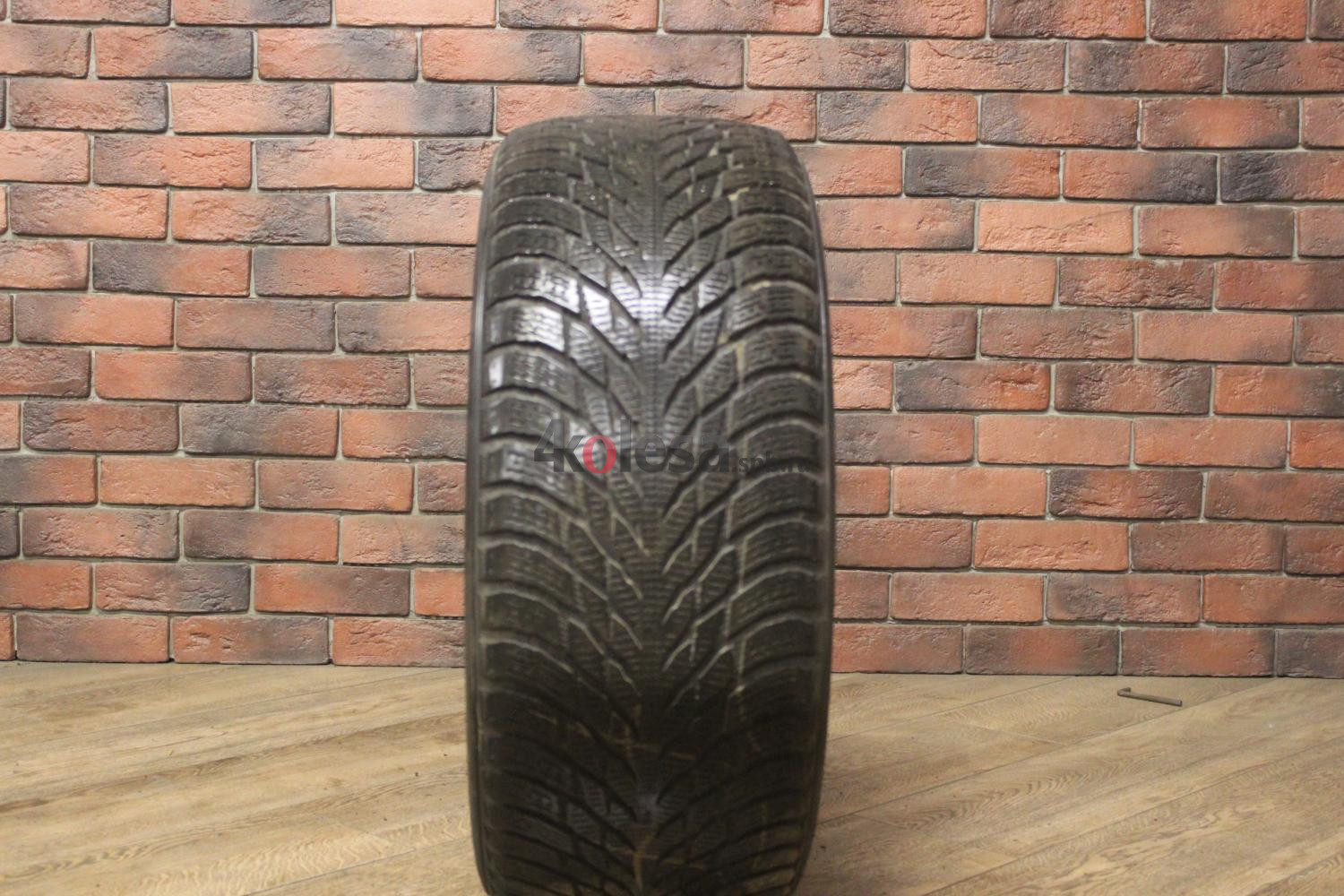 Зимние нешипованные шины R18 245/45 Nokian Tyres Hakkapeliitta R3 RFT бу Лип. (4-5 мм.)