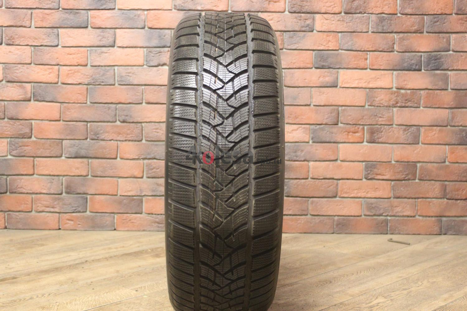Зимние нешипованные шины R18 235/60 Dunlop Winter Sport 5  Лип. (новые)