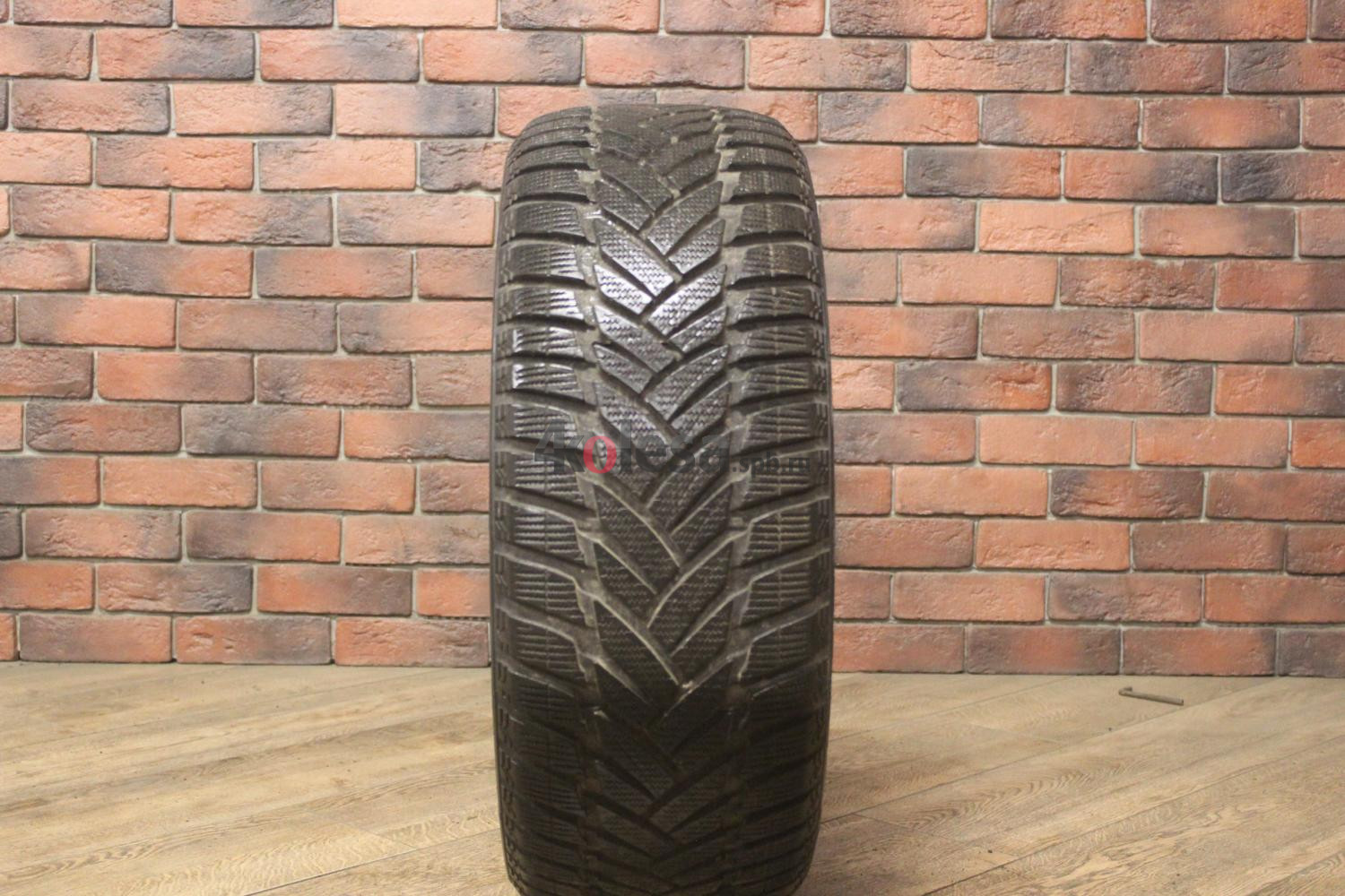 Зимние нешипованные шины R18 235/45 Dunlop SP Winter Sport M3 бу Лип. (8-9 мм.)