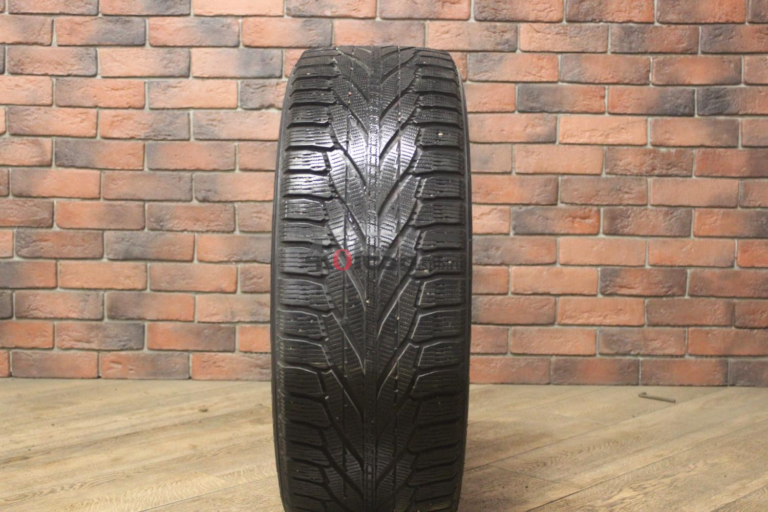 Зимние нешипованные шины R18 225/55 Nokian Tyres Hakkapeliitta R2 бу Лип. (6-7 мм.)