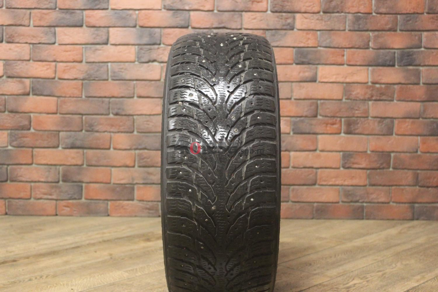 Зимние шипованные шины R18 235/50 Nokian Tyres Hakkapeliitta 9 бу (4-5 мм.) остаток шипов 25-49%