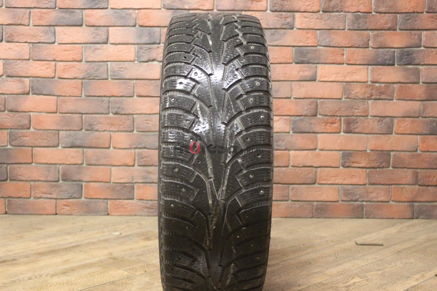 Зимние шипованные шины R18 235/60 Nokian Tyres Hakkapeliitta 5 бу (4-5 мм.) остаток шипов 25-49%