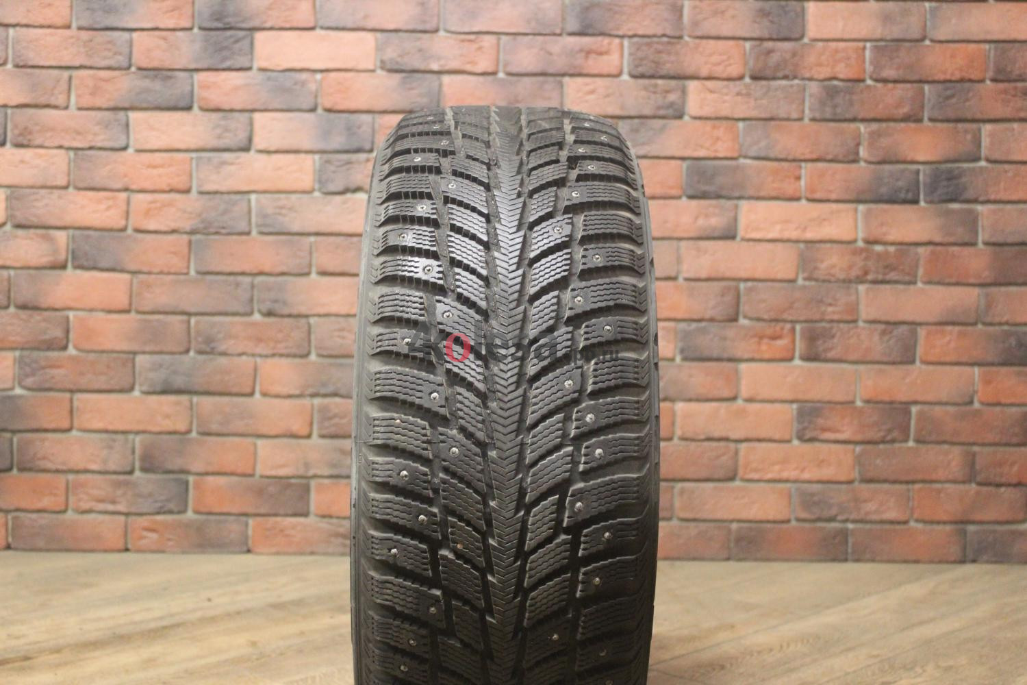 Зимние шипованные шины R18 255/45 Nokian Tyres Hakkapeliitta 2 бу (8-9 мм.) остаток шипов 70-100%