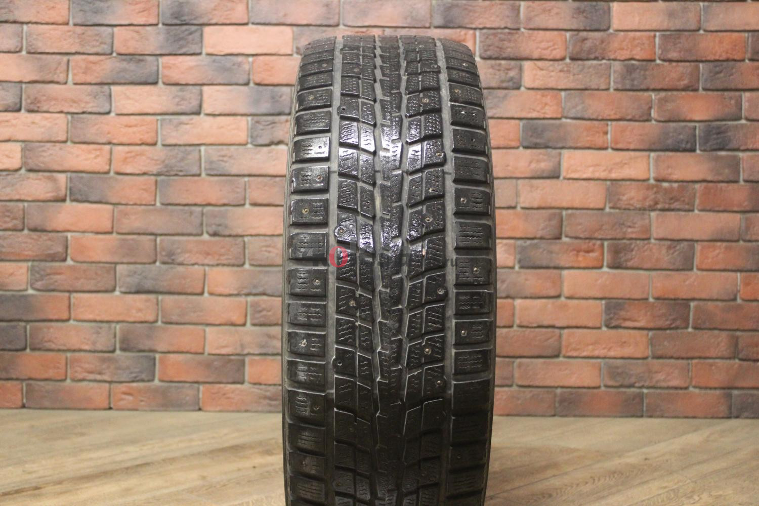 Зимние шипованные шины R18 265/60 Dunlop SP Winter ICE 01 бу (6-7 мм.) остаток шипов 50-69%