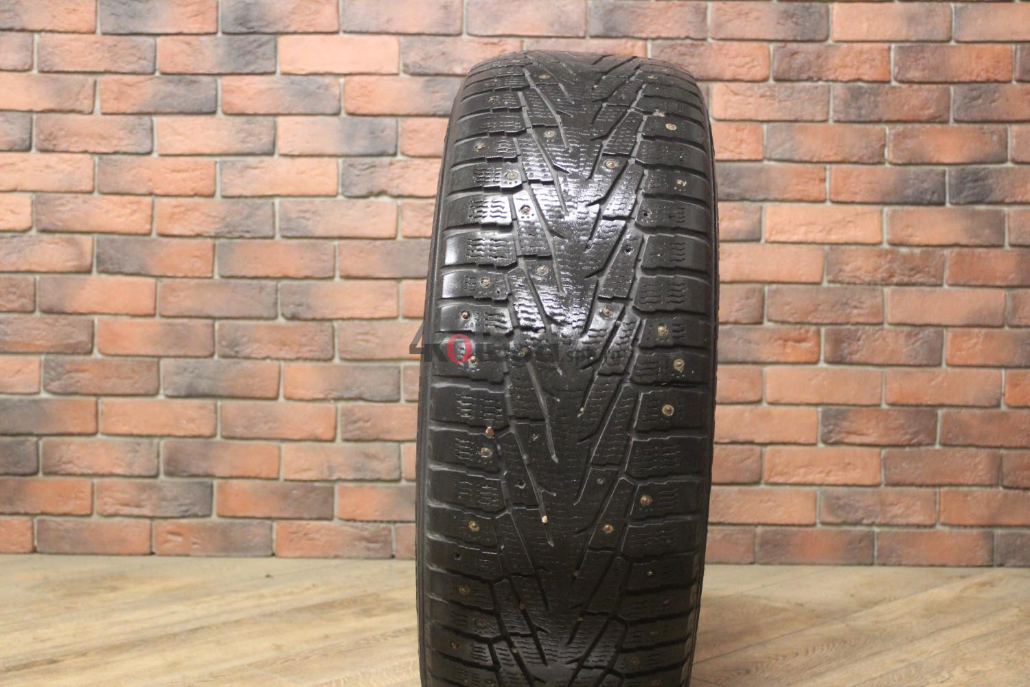 Зимние шипованные шины R18 265/60 Nokian Tyres Hakkapeliitta 7 бу (4-5 мм.) остаток шипов 70-100%