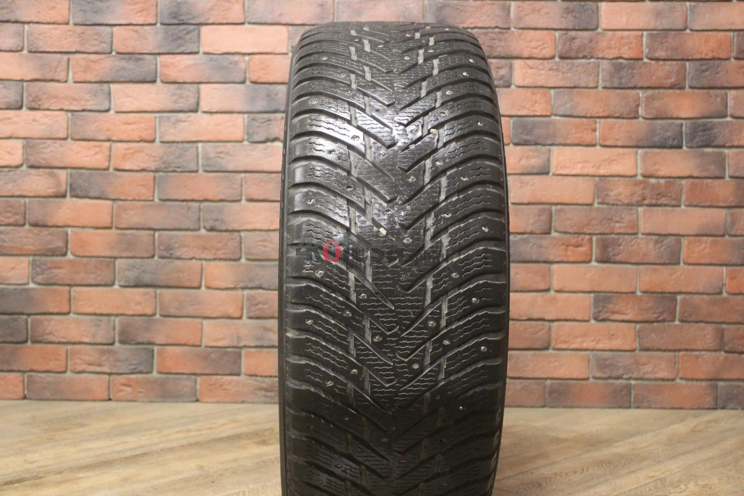 Зимние шипованные шины R18 285/60 Nokian Tyres Hakkapeliitta 8 бу (6-7 мм.) остаток шипов 25-49%