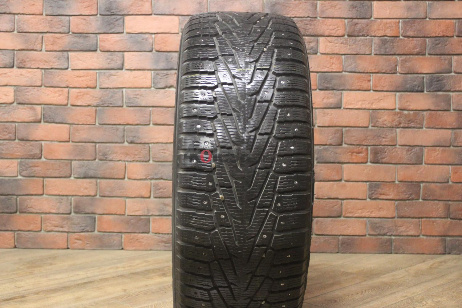 Зимние шипованные шины R18 285/60 Nokian Tyres Hakkapeliitta 7 бу (8-9 мм.) остаток шипов 0-25%