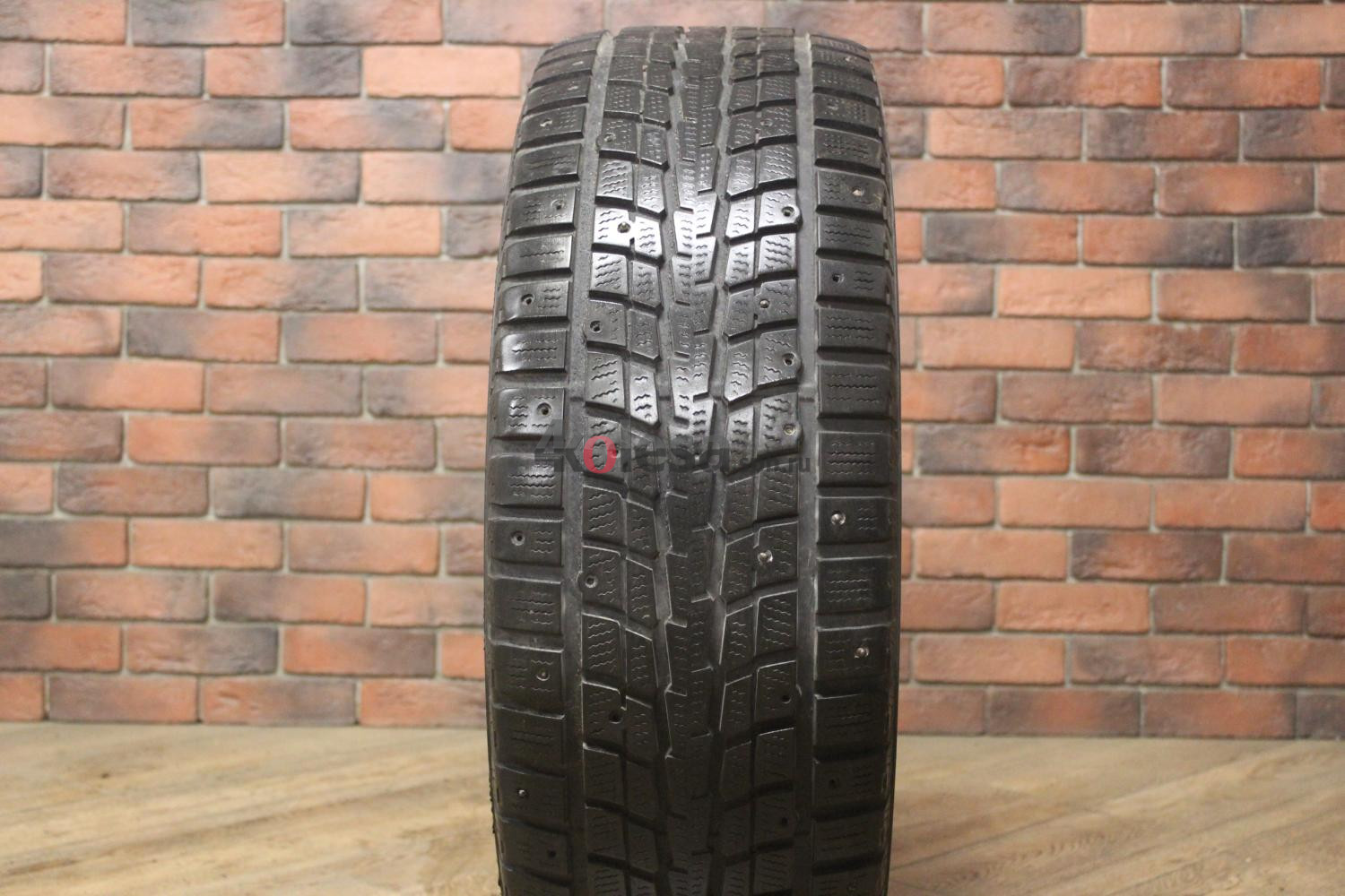 Зимние шипованные шины R18 285/60 Dunlop SP Winter ICE 01 бу (6-7 мм.) остаток шипов 25-49%