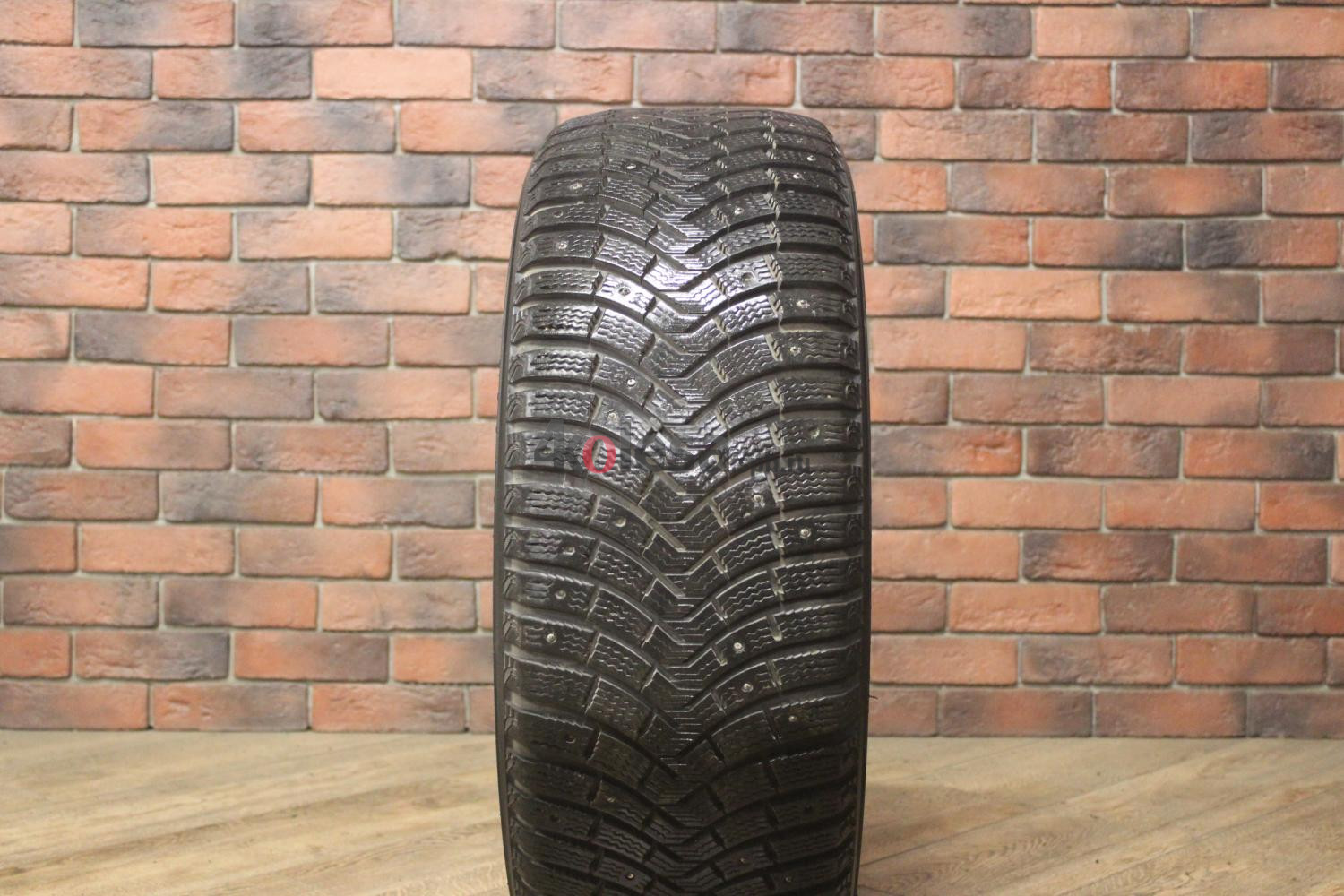 Зимние шипованные шины R19 235/55 Michelin Latitude X-Ice North 2 бу (6-7 мм.) остаток шипов 50-69%