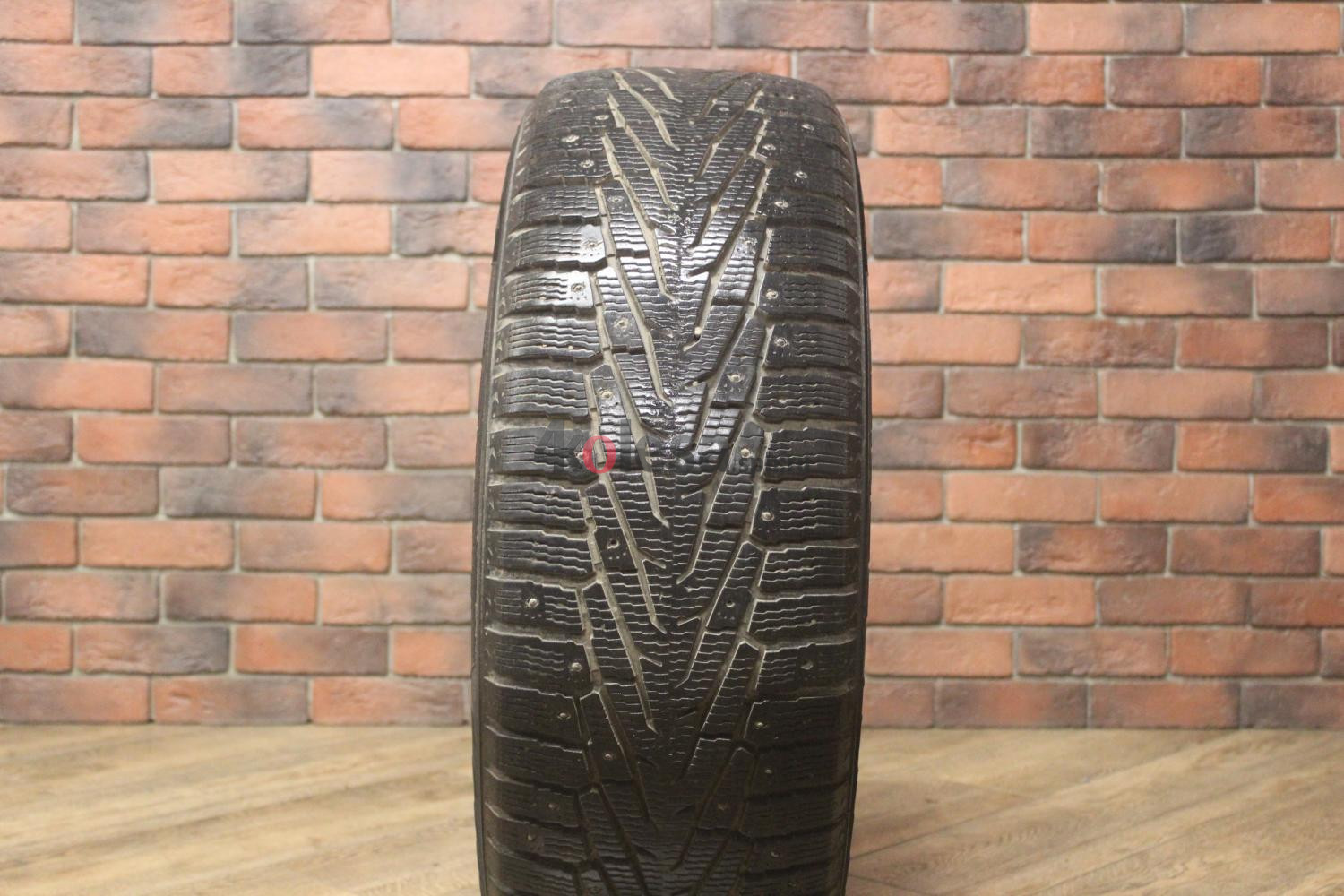 Зимние шипованные шины R19 245/55 Nokian Tyres Hakkapeliitta 7 бу (8-9 мм.) остаток шипов 70-100%