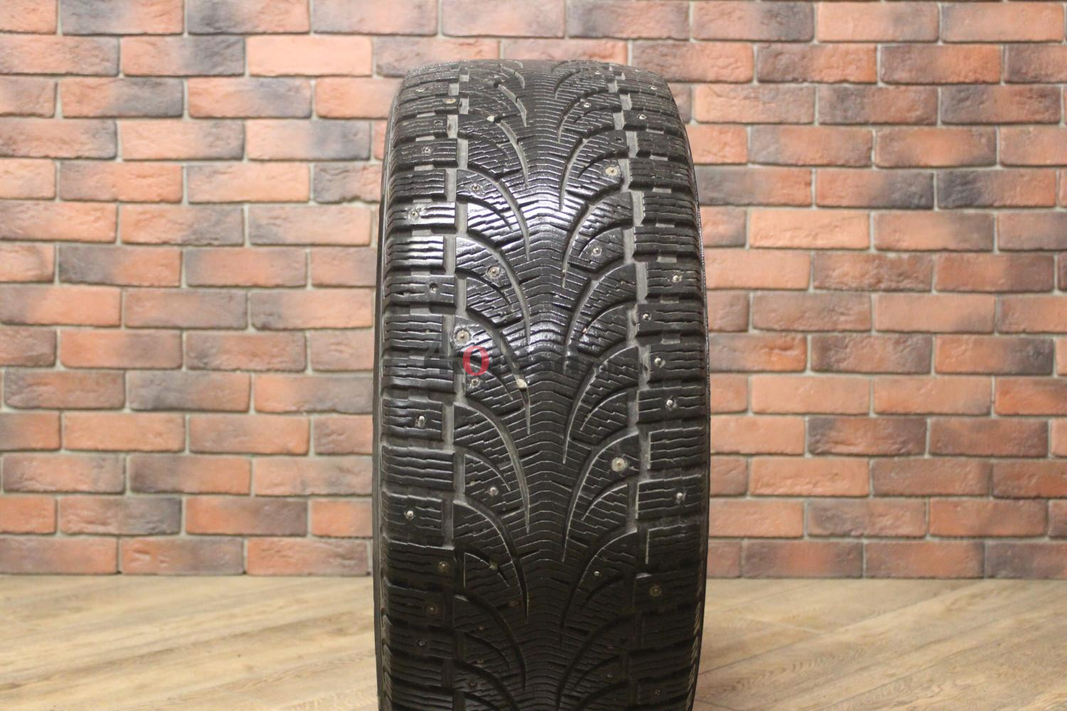 Зимние шипованные шины R19 265/50 Pirelli Winter Carving Edge бу (6-7 мм.) остаток шипов 70-100%