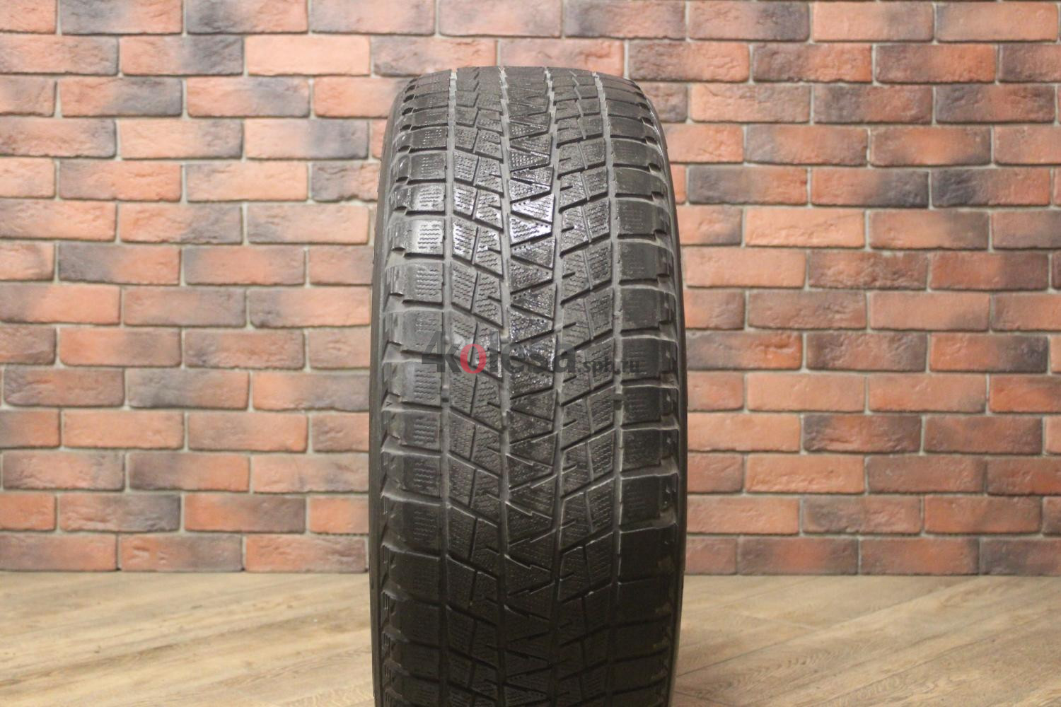 Зимние нешипованные шины R19 245/55 Bridgestone Blizzak DM-V1 бу Лип. (4-5 мм.)