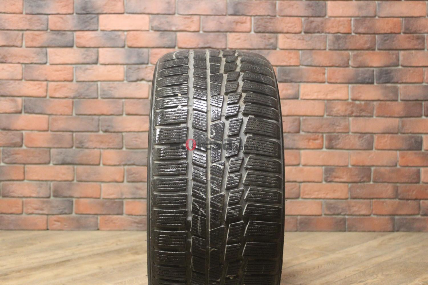 Зимние нешипованные шины R19 255/40 Nokian Tyres WR G2 бу Лип. (6-7 мм.)