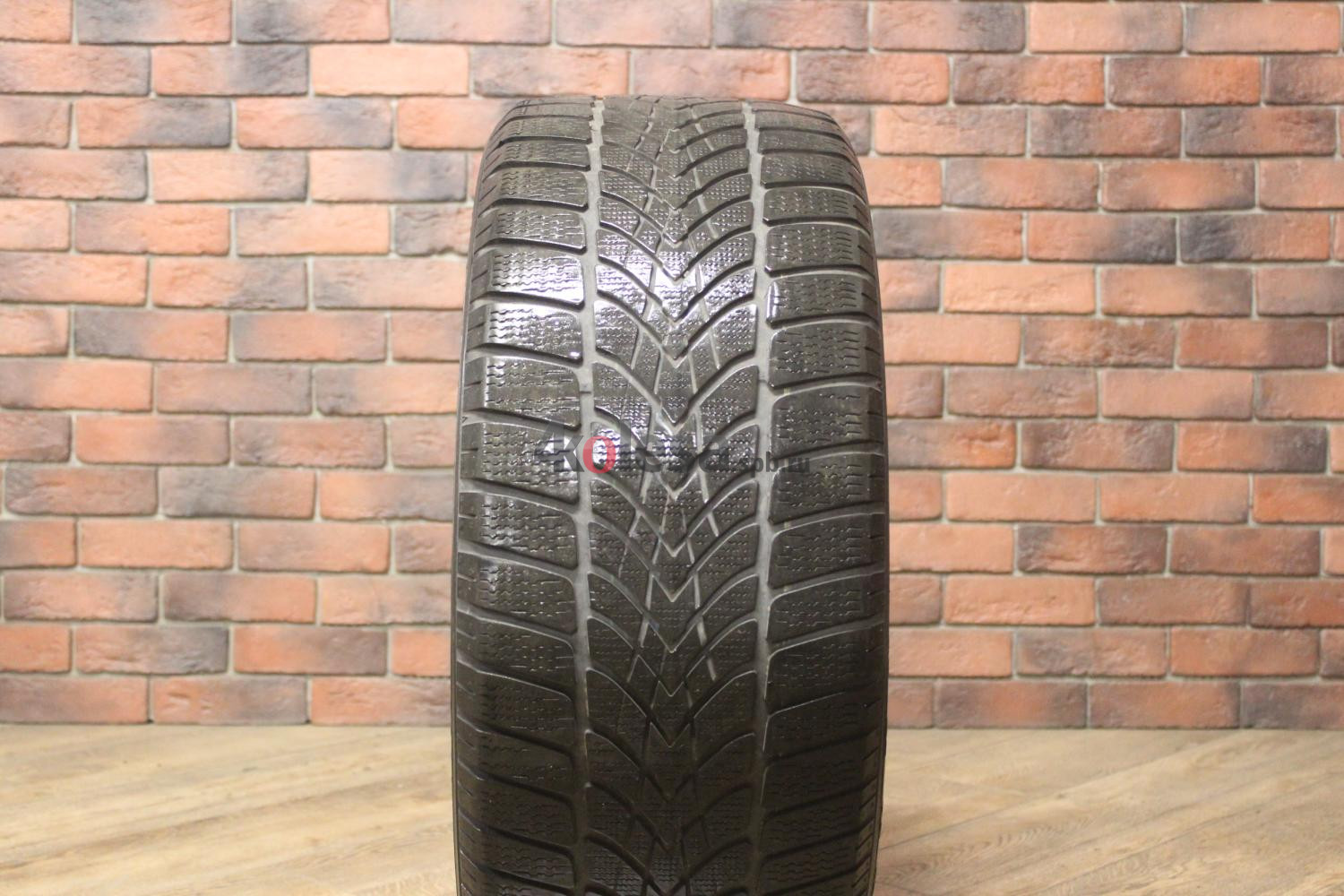 Зимние нешипованные шины R19 255/50 Dunlop SP Winter Sport 4D бу Лип. (4-5 мм.)