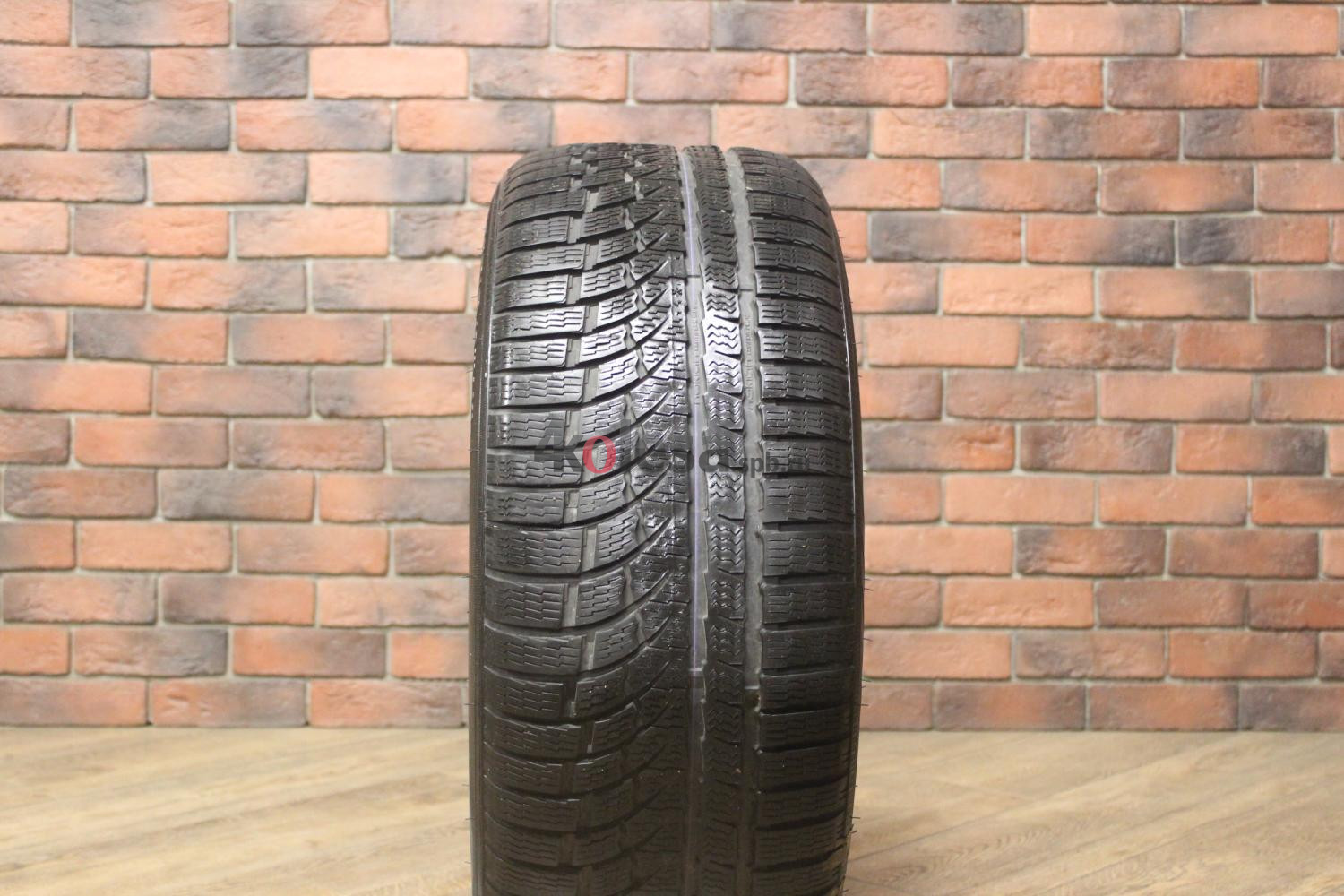 Зимние нешипованные шины R18 245/50 Nokian Tyres WR A4 бу Лип. (6-7 мм.)