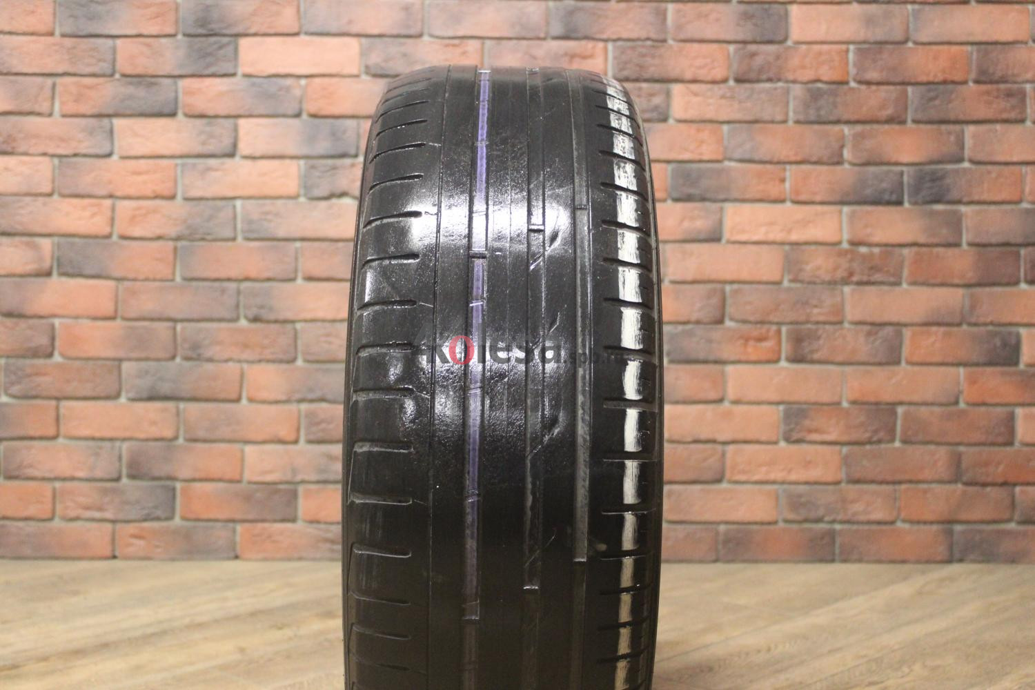 Летние  шины R18 235/60 Nokian Tyres Hakka Black бу (3-4 мм.) купить в Санкт-Петербурге