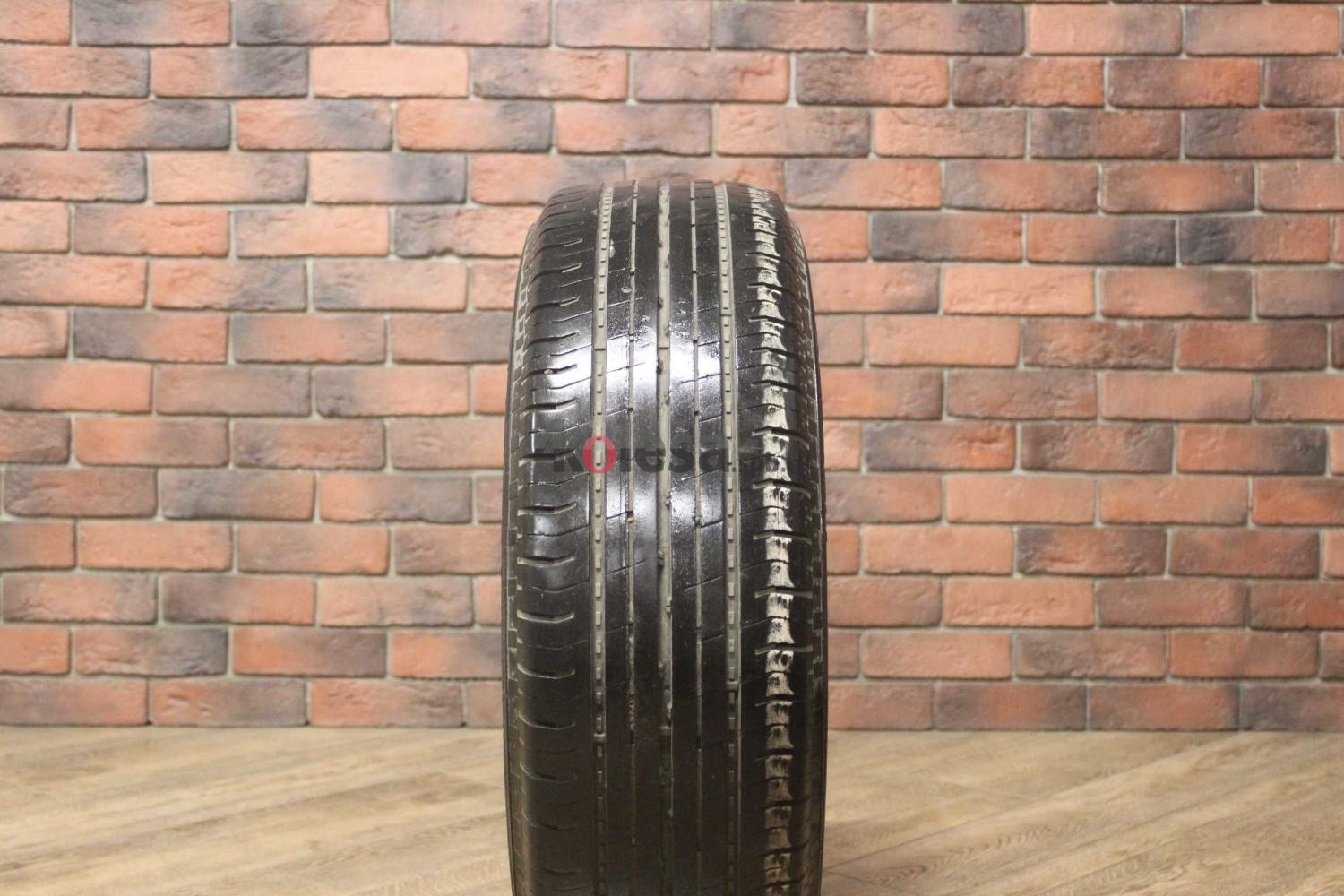 Летние  шины R16C 205/65 Nokian Tyres Hakka C2 бу (5-6 мм.)