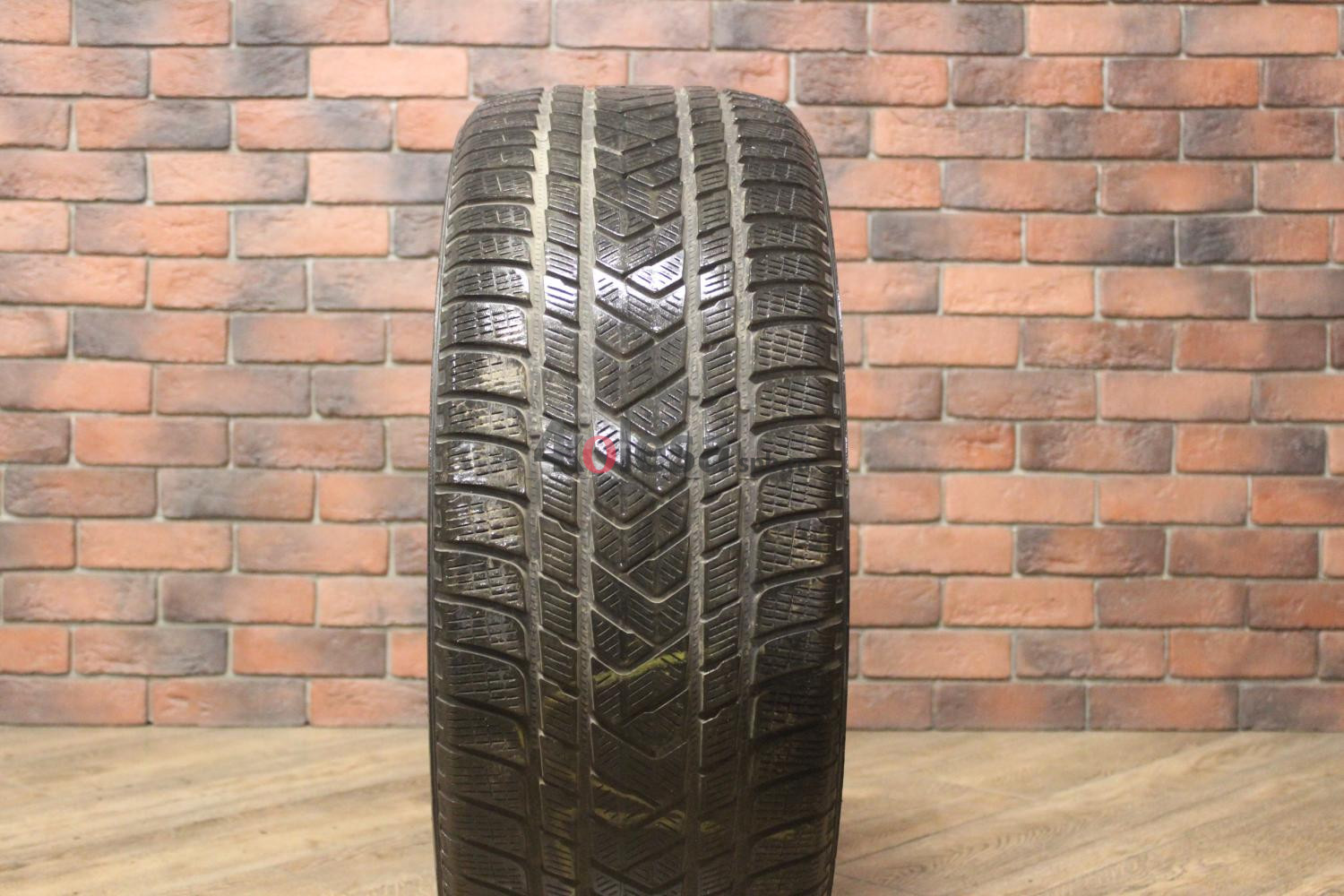 Зимние нешипованные шины R20 265/45 Pirelli Scorpion Winter бу Лип. (4-5 мм.)