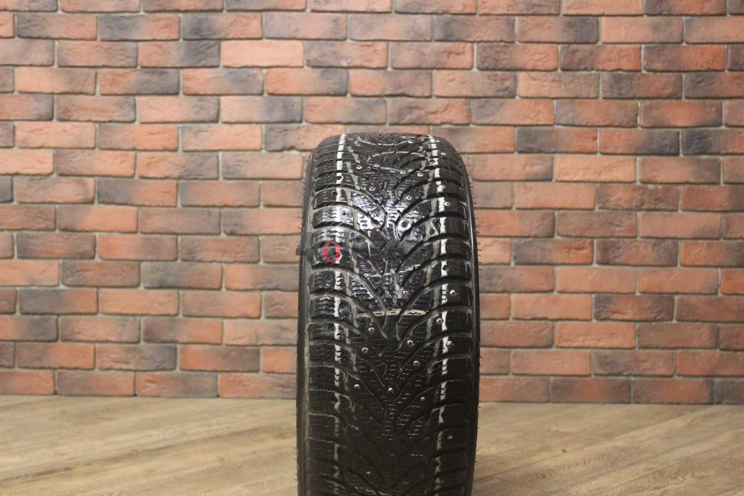Зимние шипованные шины R17 225/45 Nokian Tyres Hakkapeliitta 9 RFT бу (4-5 мм.) остаток шипов 50-69%