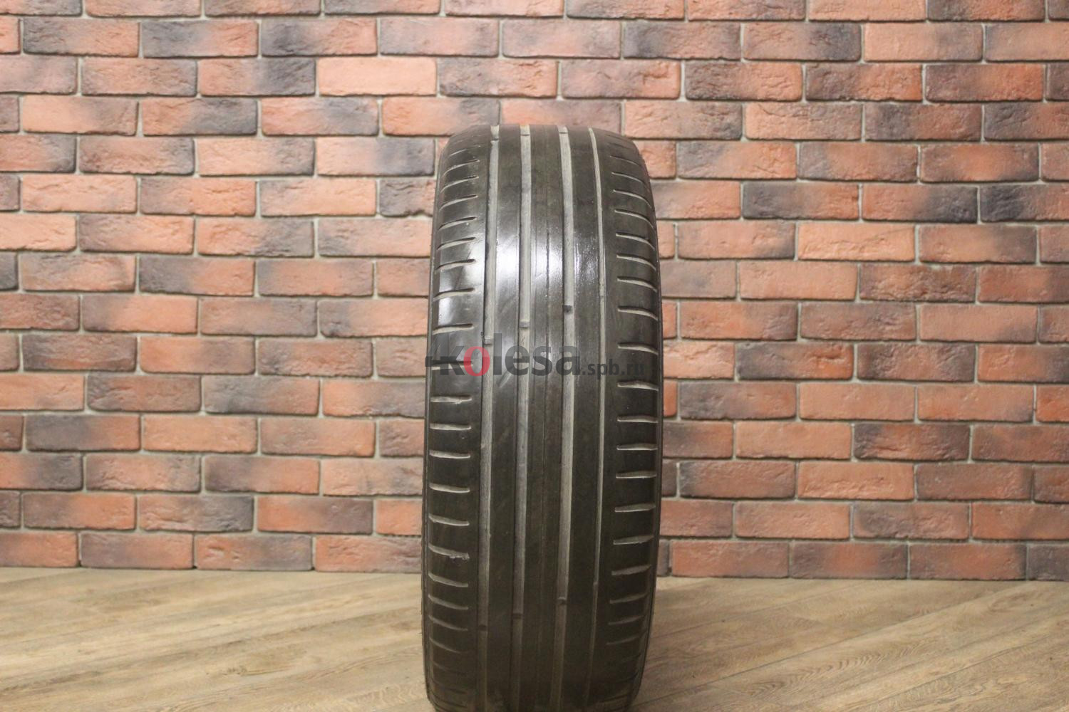 Летние  шины R18 235/60 Nokian Tyres Hakka Z бу (3-4 мм.) купить в Санкт-Петербурге