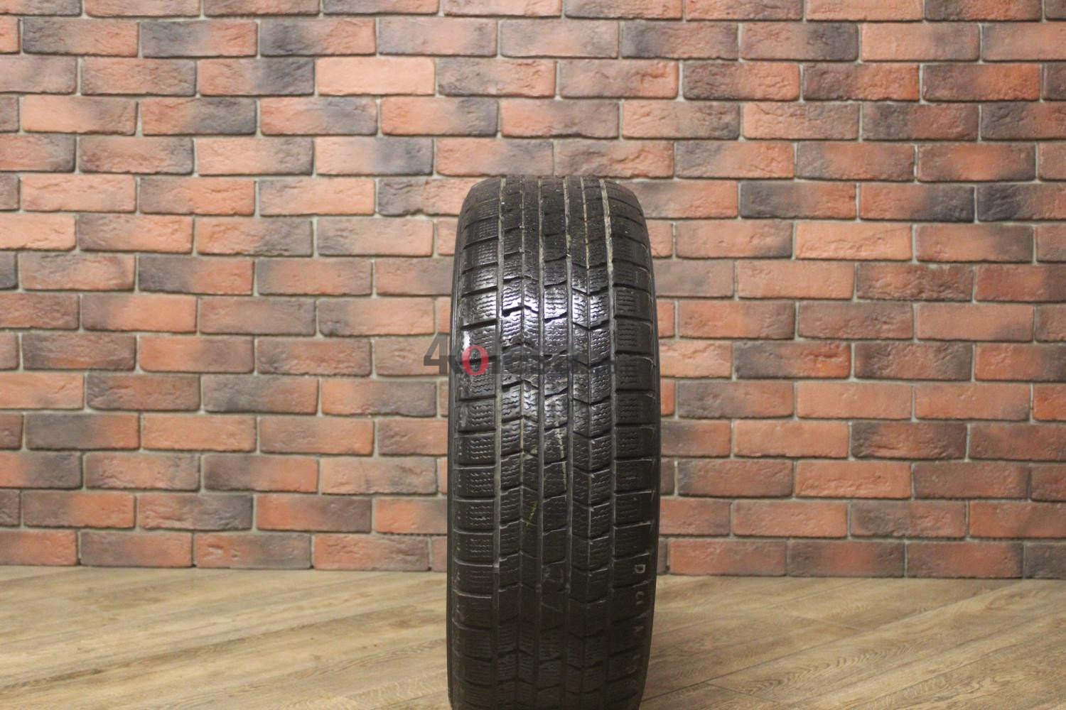 Зимние нешипованные шины R16 215/60 Dunlop Graspic DS3 бу Лип. (6-7 мм.)