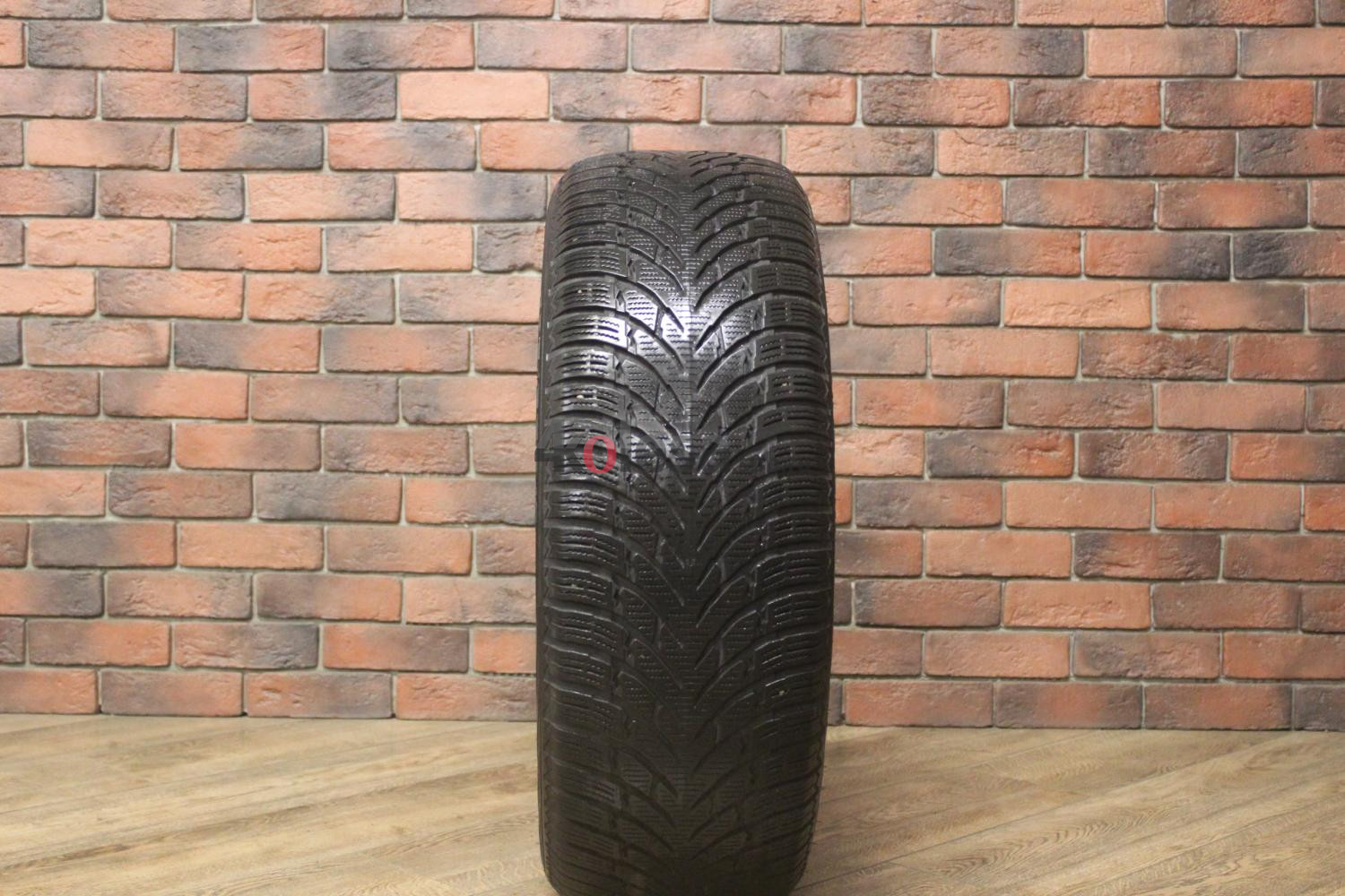 Зимние нешипованные шины R19 235/55 Nokian Tyres WR 4 бу Лип. (4-5 мм.)