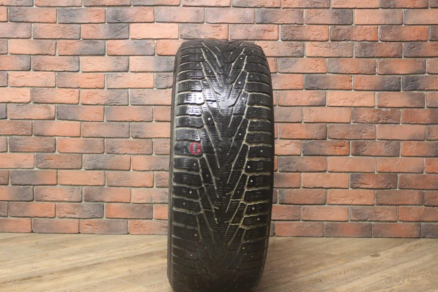 Зимние шипованные шины R17 265/65 Nokian Tyres Hakkapeliitta 7 бу (4-5 мм.) остаток шипов 0-25%