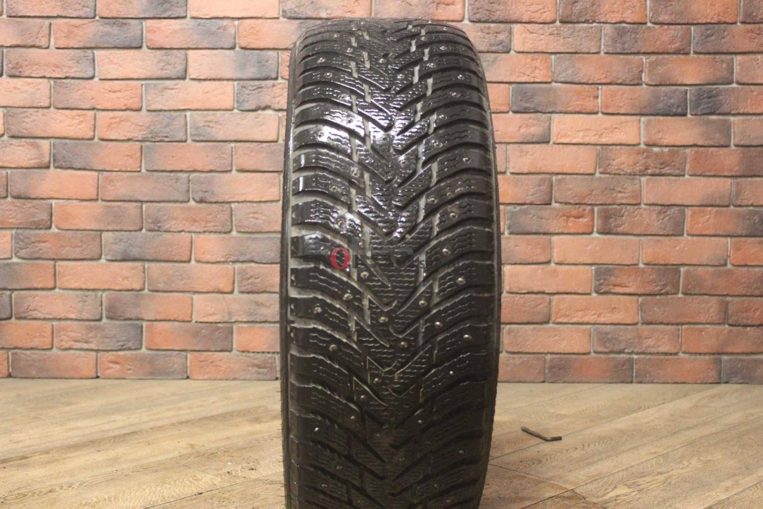 Зимние шипованные шины R19 235/55 Nokian Tyres Hakkapeliitta 8 бу (8-9 мм.) остаток шипов 70-100%