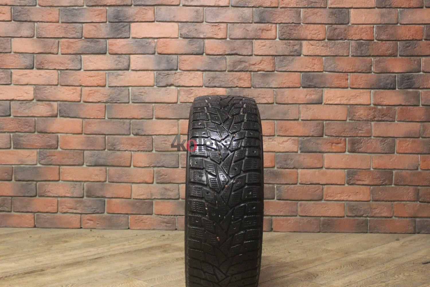 Зимние шипованные шины R14 185/65 Dunlop SP Winter ICE 02 бу (4-5 мм.) остаток шипов 0-25%