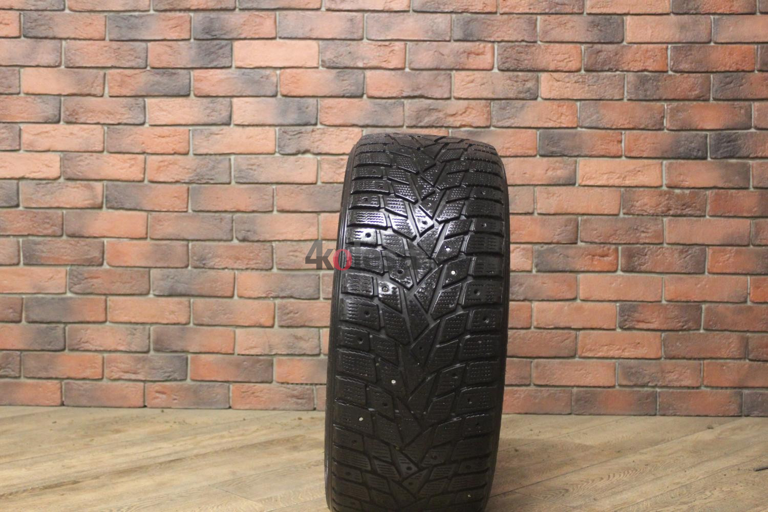 Зимние шипованные шины R18 245/40 Dunlop SP Winter ICE 02 бу (4-5 мм.) остаток шипов 0-25%