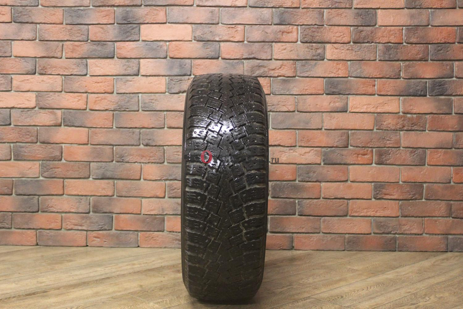 Зимние шипованные шины R15C 225/70 Nokian Tyres Hakkapeliitta C2 бу (4-5 мм.) остаток шипов 70-100%